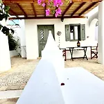 Niriedes Villa *