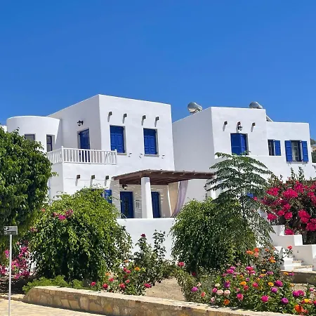 Villa Niriedes Villas *
