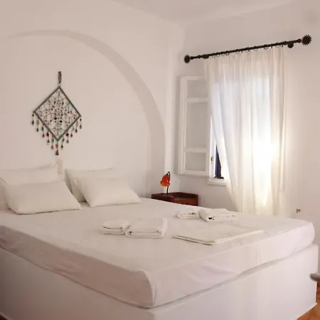 Niriedes Villas *