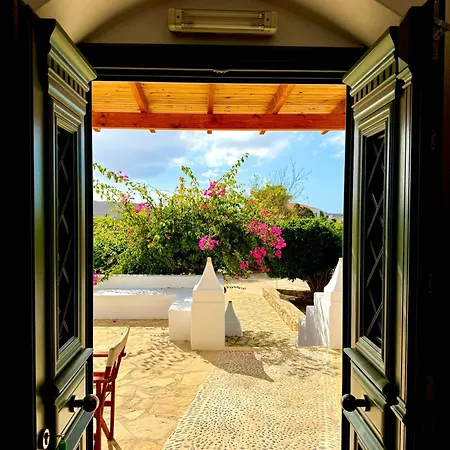 Niriedes Villas *